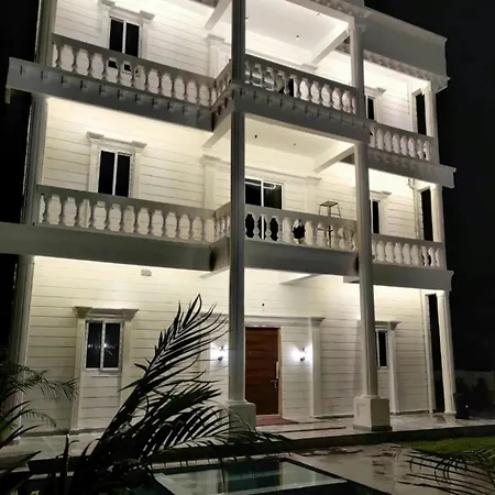 Runaway Villa